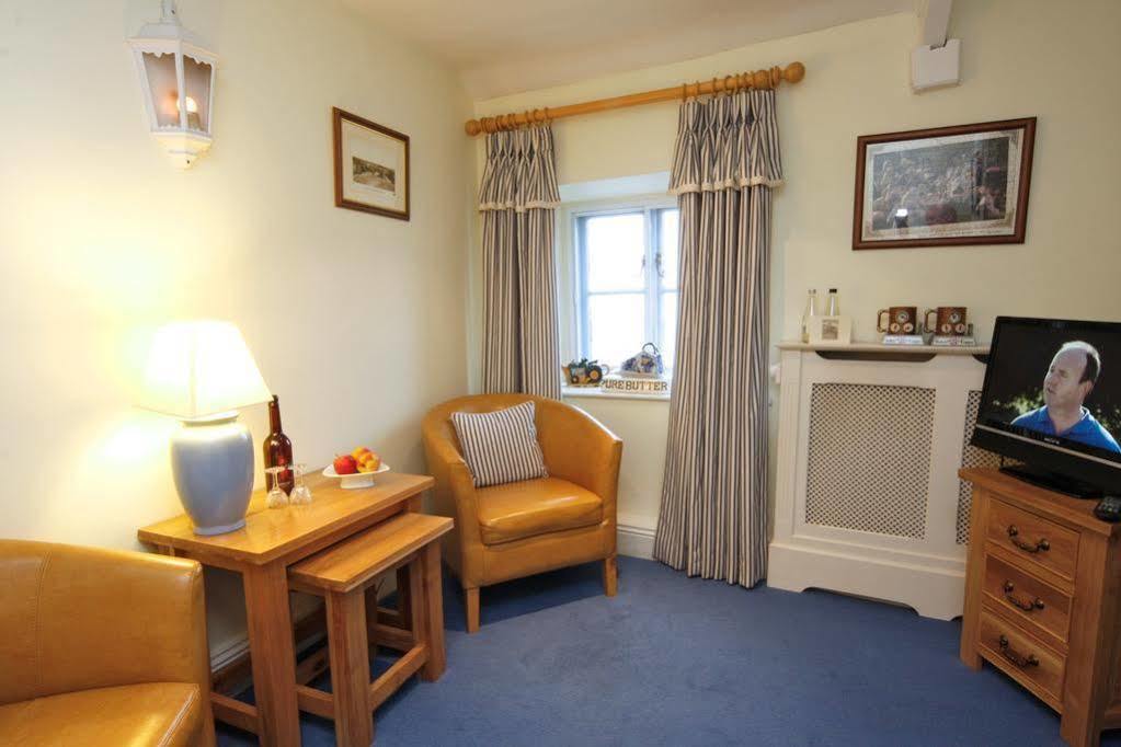 The Wensleydale Heifer Hotel Leyburn Ngoại thất bức ảnh